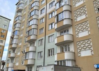 Продается 2-комнатная квартира, 70 м2, Каспийск, Кавказская улица, 18, ЖК Стройко