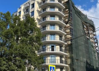 Продается 2-ком. квартира, 74.2 м2, Нальчик, район Центр, улица Ногмова, 14