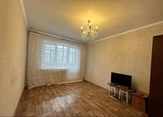 Продам 3-комнатную квартиру, 62.2 м2, Пермский край, улица Мира, 130