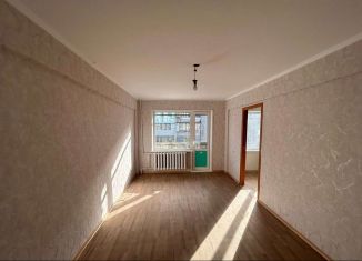 Продается двухкомнатная квартира, 46 м2, Хабаровский край, Гарнизонная улица, 32