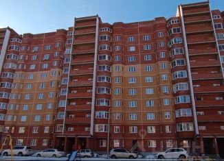 Продается трехкомнатная квартира, 93.6 м2, Смоленская область, улица Гагарина, 51А