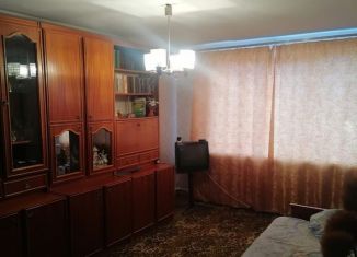 Трехкомнатная квартира на продажу, 61.5 м2, село Янтарное, улица Ленина