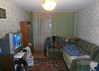 Продам 2-комнатную квартиру, 45.5 м2, поселок городского типа Никель, улица Сидоровича, 18
