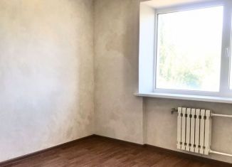 Продаю комнату, 14 м2, Каменск-Шахтинский, улица Декабристов, 3А