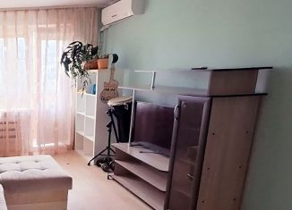 Сдается в аренду 2-комнатная квартира, 51 м2, Казань, улица Адоратского, 6