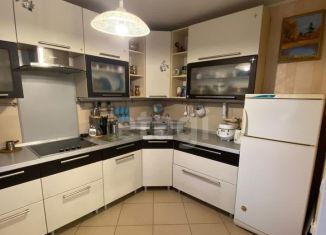 Продам 4-ком. квартиру, 79 м2, Томск, улица Кулёва, 3, Кировский район