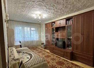 Продам 3-ком. квартиру, 56.7 м2, Калуга, Хрустальная улица, 64