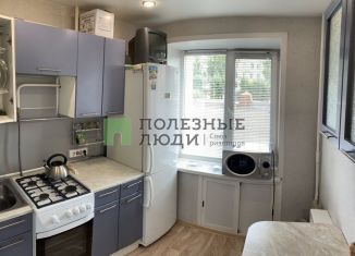 Продается двухкомнатная квартира, 45.4 м2, Киров, Октябрьский проспект, 107