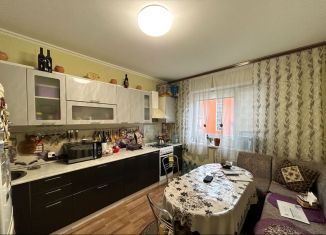 Продается 2-комнатная квартира, 60 м2, Курская область, улица Батова, 6