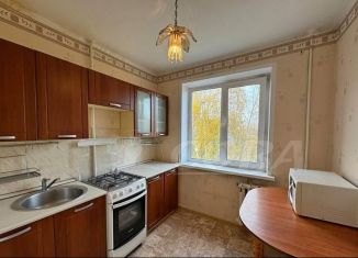 Продается 2-ком. квартира, 47 м2, Тюмень, улица Белинского, 14