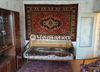 Продам 2-ком. квартиру, 44 м2, Каменск-Шахтинский, Красная улица, 7А