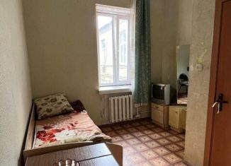 Сдаю в аренду комнату, 50 м2, Ростов-на-Дону, проспект Соколова, 32