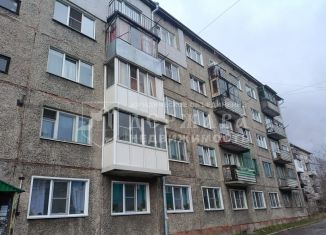 Продам двухкомнатную квартиру, 50 м2, Берёзовский, улица Мира, 40