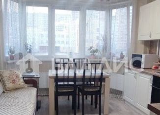 Продажа 2-ком. квартиры, 64 м2, Балашиха, улица Поликахина, 3