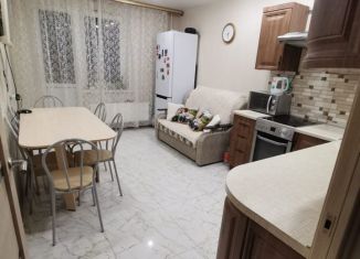 Продам 3-ком. квартиру, 74 м2, Ростов-на-Дону, улица Петренко, 18, Октябрьский район