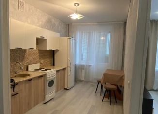 Сдача в аренду 1-ком. квартиры, 40 м2, Тамбов, Сабуровская улица, 1Б