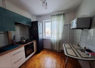 Продается 4-ком. квартира, 76 м2, Первоуральск, улица Ленина, 17