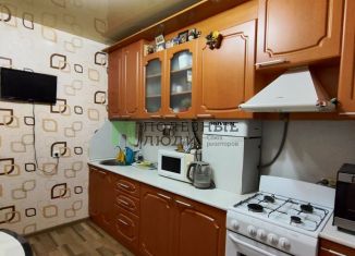 Продам 2-ком. квартиру, 43 м2, Уфа, улица Якуба Коласа, 153, Дёмский район