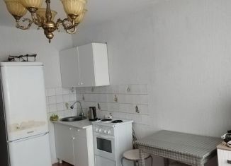 Сдаю в аренду комнату, 18 м2, Тюмень, улица Котовского, 13