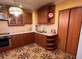 3-ком. квартира в аренду, 70 м2, Татарстан, улица Академика Завойского, 5