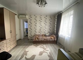 Продаю 2-ком. квартиру, 70 м2, Воронеж, улица Шукшина, 15, Коминтерновский район