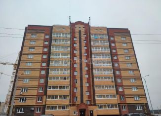 Продажа 1-ком. квартиры, 45 м2, Калужская область, улица Академика Потехина, 9