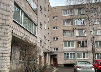 Продается четырехкомнатная квартира, 77.7 м2, Вологодская область, улица Авксентьевского, 30