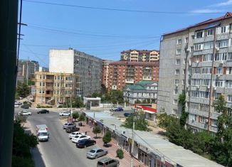 Сдается в аренду комната, 49.3 м2, Каспийск, улица Ильяшенко, 1