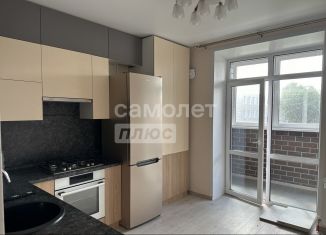 Сдам 1-ком. квартиру, 38 м2, Кострома, Профсоюзная улица, 6Б