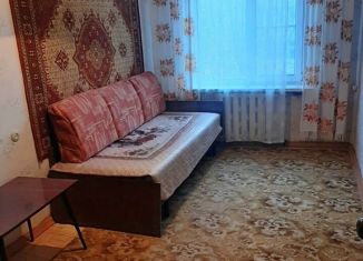 Сдаю 2-ком. квартиру, 46 м2, Калуга, улица Фридриха Энгельса, 80