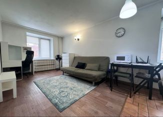 Сдаю 2-ком. квартиру, 45 м2, Омск, улица Лермонтова, 57