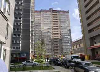 Продаю 3-ком. квартиру, 101 м2, Ростов-на-Дону, Пролетарский район, проспект 40-летия Победы, 63/17с6