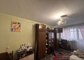 Продаю 1-ком. квартиру, 30.2 м2, Курск, улица Карла Маркса, 14