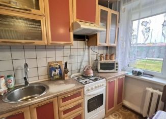 Сдача в аренду 2-ком. квартиры, 48 м2, Москва, Центральная улица, 4