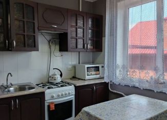 Сдаю в аренду 1-ком. квартиру, 38 м2, Ставрополь, улица Васякина, 192