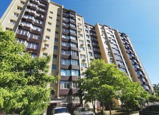 Сдаю в аренду 2-ком. квартиру, 60 м2, Туапсе, улица Калараша, 3Б