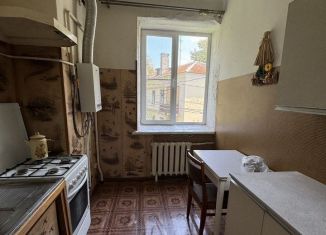 Продам 2-комнатную квартиру, 62 м2, Воскресенск, Советская улица, 24