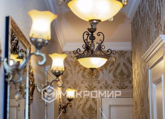 Продажа трехкомнатной квартиры, 94 м2, Санкт-Петербург, улица Типанова, 27/39, метро Звёздная