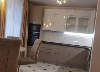 Сдается 2-ком. квартира, 52 м2, Тюмень, улица Малыгина, 84