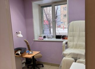 Сдаю в аренду офис, 10 м2, Новосибирск, метро Золотая Нива, улица Королёва, 30