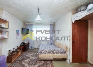 Продается 1-ком. квартира, 30 м2, Омская область, улица Всеволода Иванова, 17