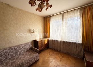 Продается 3-ком. квартира, 56.3 м2, Лобня, улица Чкалова, 5