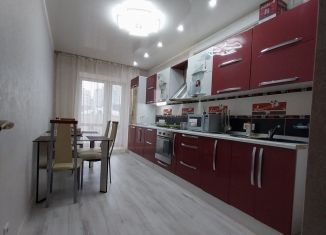 Сдается трехкомнатная квартира, 80 м2, Новосибирская область, улица Орджоникидзе, 30