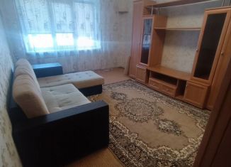 Аренда 1-ком. квартиры, 30 м2, Магнитогорск, улица Бориса Ручьёва, 3А