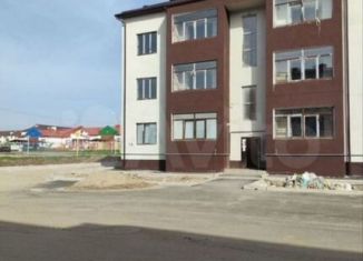 Продается 2-комнатная квартира, 50 м2, Чегем, улица имени М.В. Сижажева, 1