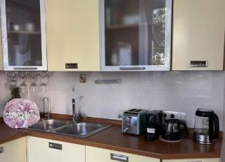 Продажа 3-ком. квартиры, 75 м2, Иркутская область, квартал А, 14