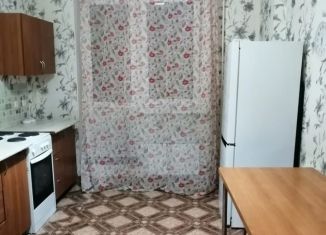 Сдается трехкомнатная квартира, 100 м2, Новороссийск, Южная улица, 13