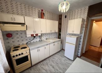 Продам двухкомнатную квартиру, 48.2 м2, Екатеринбург, метро Проспект Космонавтов, улица Ильича, 28