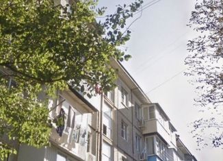 Продажа 3-комнатной квартиры, 60 м2, Краснодар, улица Гагарина, 67