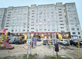 Продажа трехкомнатной квартиры, 60.2 м2, Кировская область, улица Карла Маркса, 129